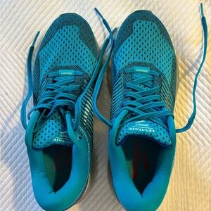 Brooks Women’s Blue Running Shoes